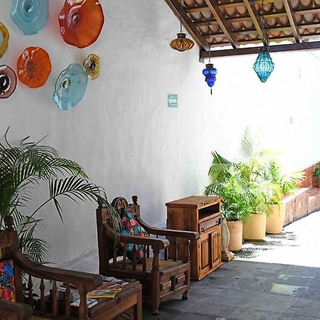 Petit Hotel Pilitas (Adults Only) Puerto Vallarta Bagian luar foto