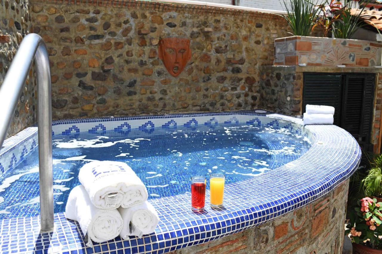 Petit Hotel Pilitas (Adults Only) Puerto Vallarta Bagian luar foto