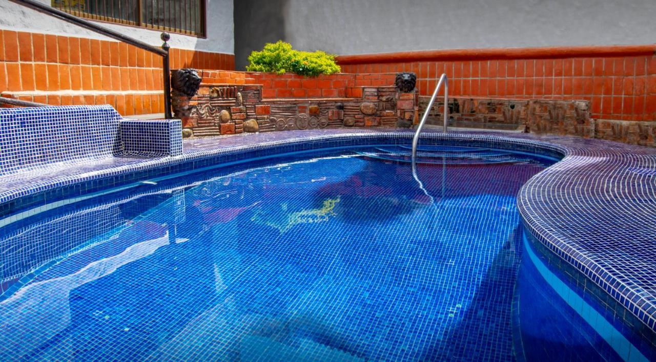 Petit Hotel Pilitas (Adults Only) Puerto Vallarta Bagian luar foto