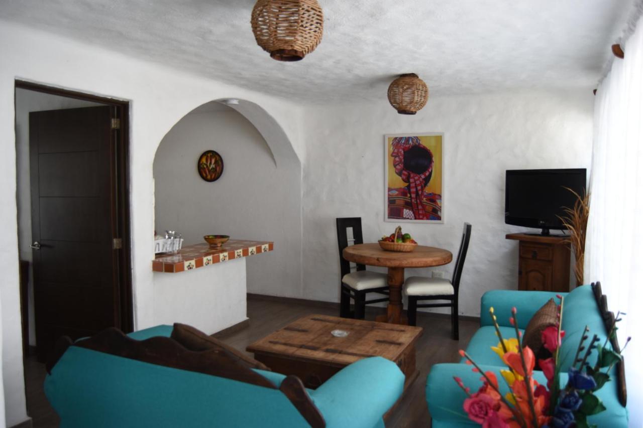 Petit Hotel Pilitas (Adults Only) Puerto Vallarta Bagian luar foto
