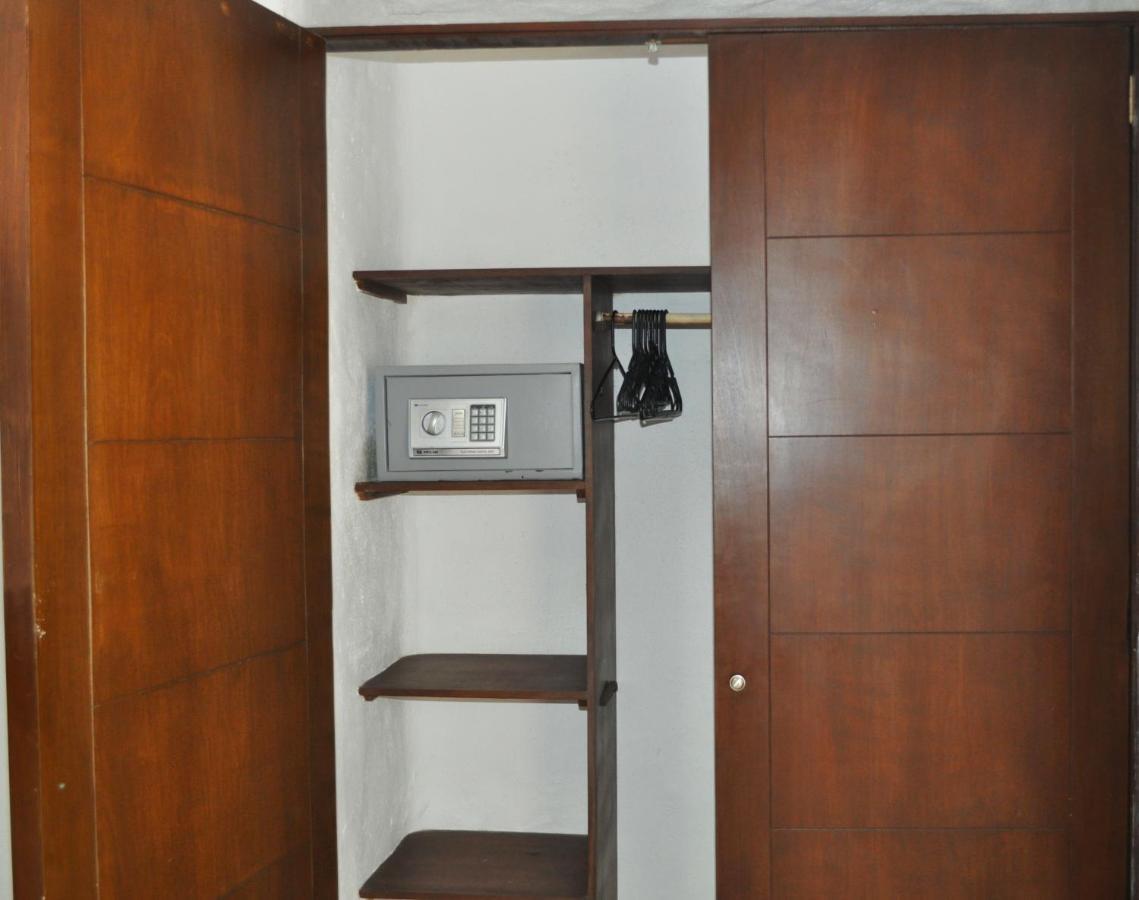 Petit Hotel Pilitas (Adults Only) Puerto Vallarta Bagian luar foto