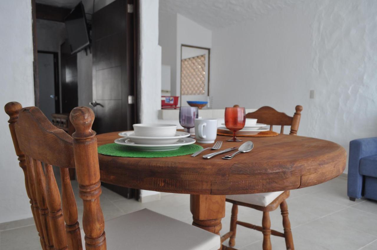 Petit Hotel Pilitas (Adults Only) Puerto Vallarta Bagian luar foto